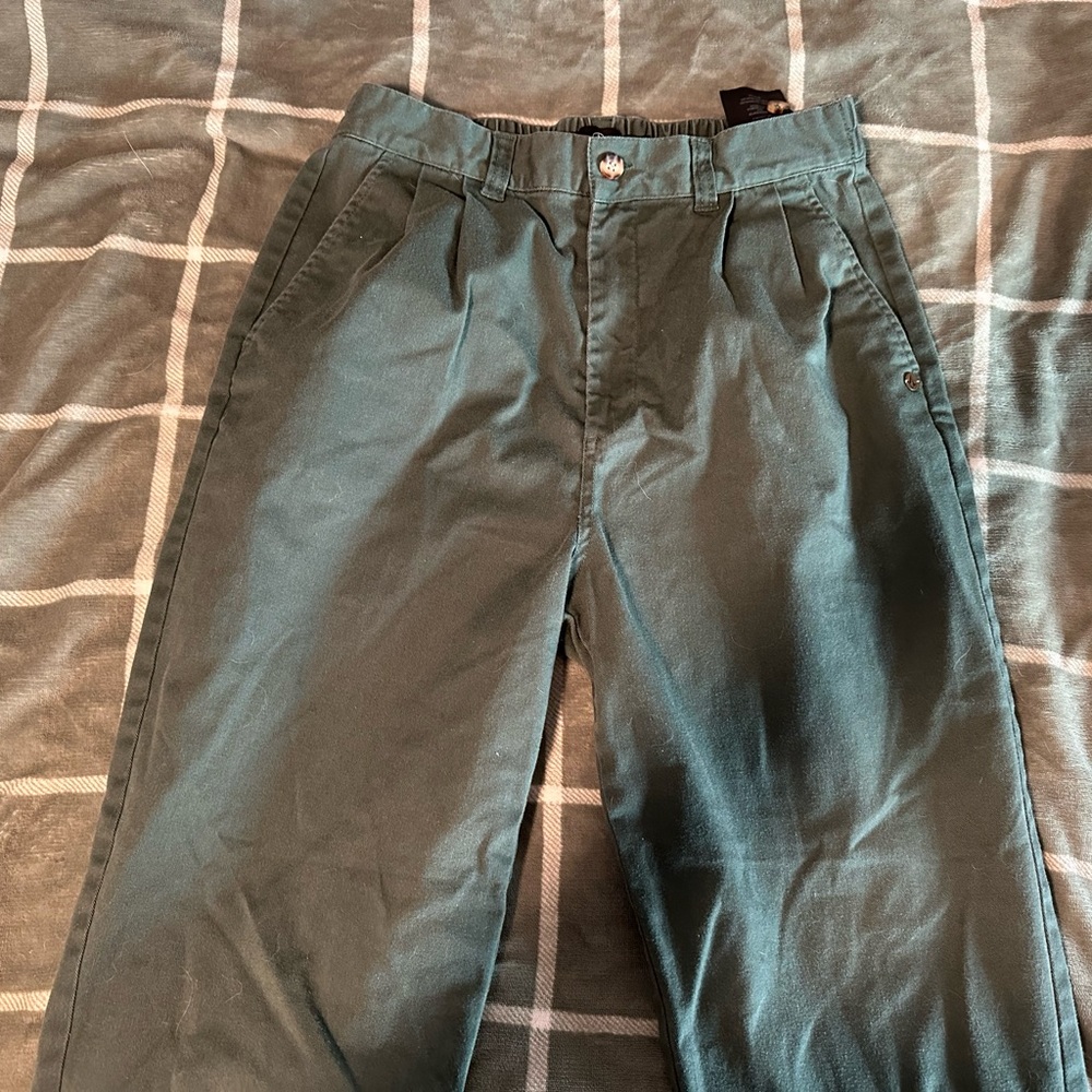 green volcom trousers